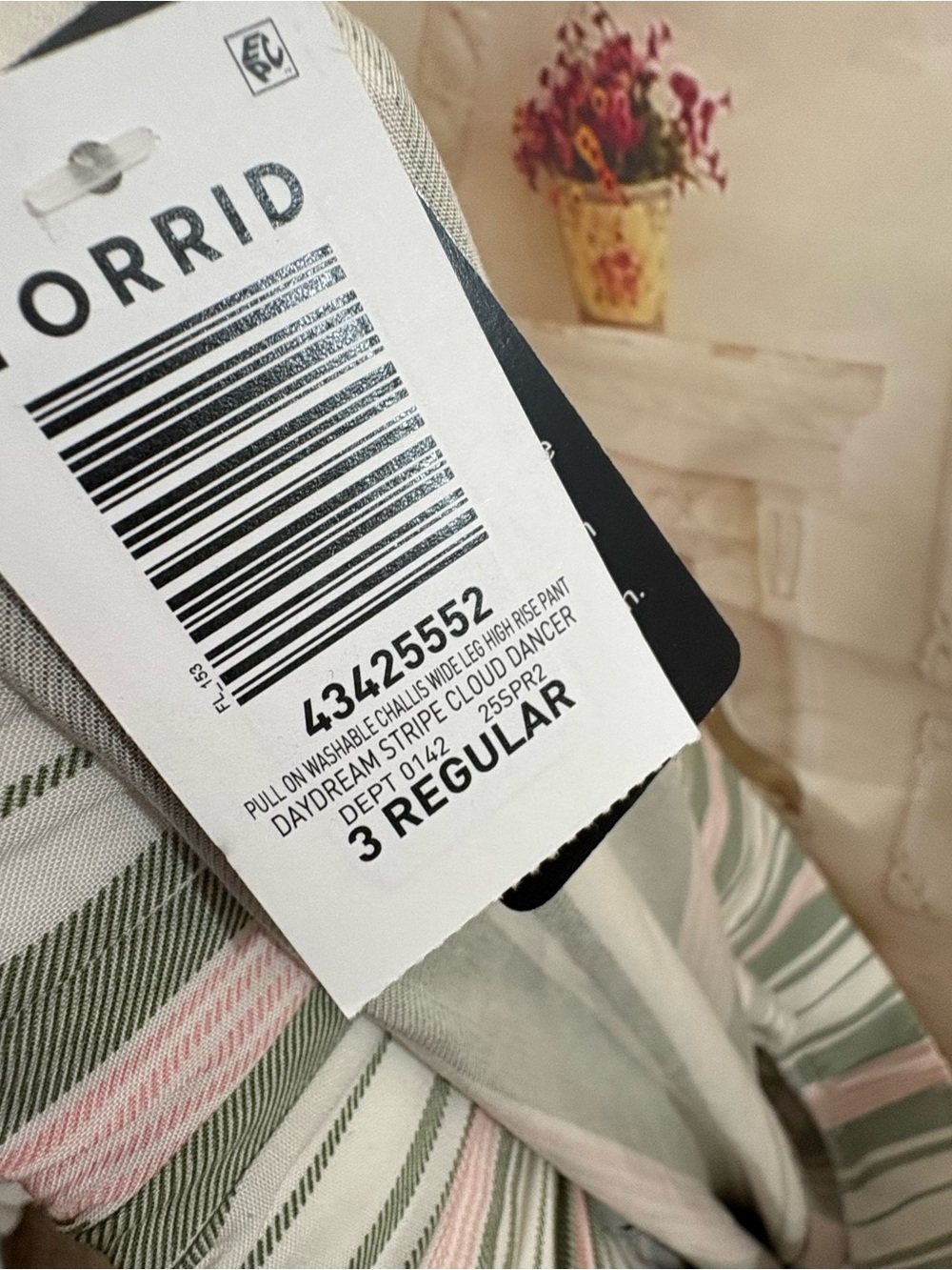 NEW Torrid Sage & Cream Vertical-Stripe Wide Leg Pants - Picture 9 of 11